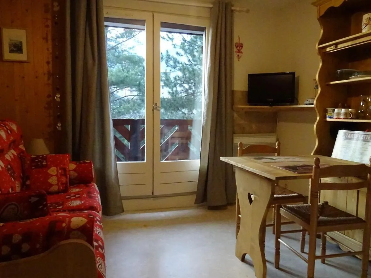 Apartment Studio Cosy Avec Piscine A Bourg Saint Maurice, Proche Centre Et Funiculaire - Fr-1-411-565 France
