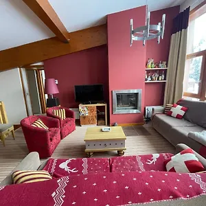  Appartement Confort Et Espace Pour Cet Duplex De 100 M2 Avec Grand Sejour Expose Sud Avec Cheminee, 4 , Acces Direct Aux Pistes De Et Au Golf Dans La Edenarc Avec Piscine, Jacuzzi Et